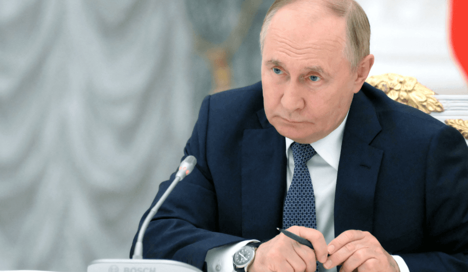 واشنطن ترد على بوتين بعد حديثه عن هاريس