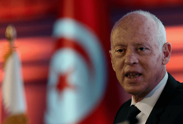 بعد إقصاء 3 مرشحين بتونس.. سعيد نحو فترة رئاسية ثانية 