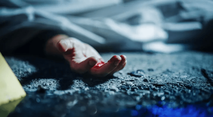 طعنها 70 طعنة ولف جسدها بأكياس بلاستيكية!