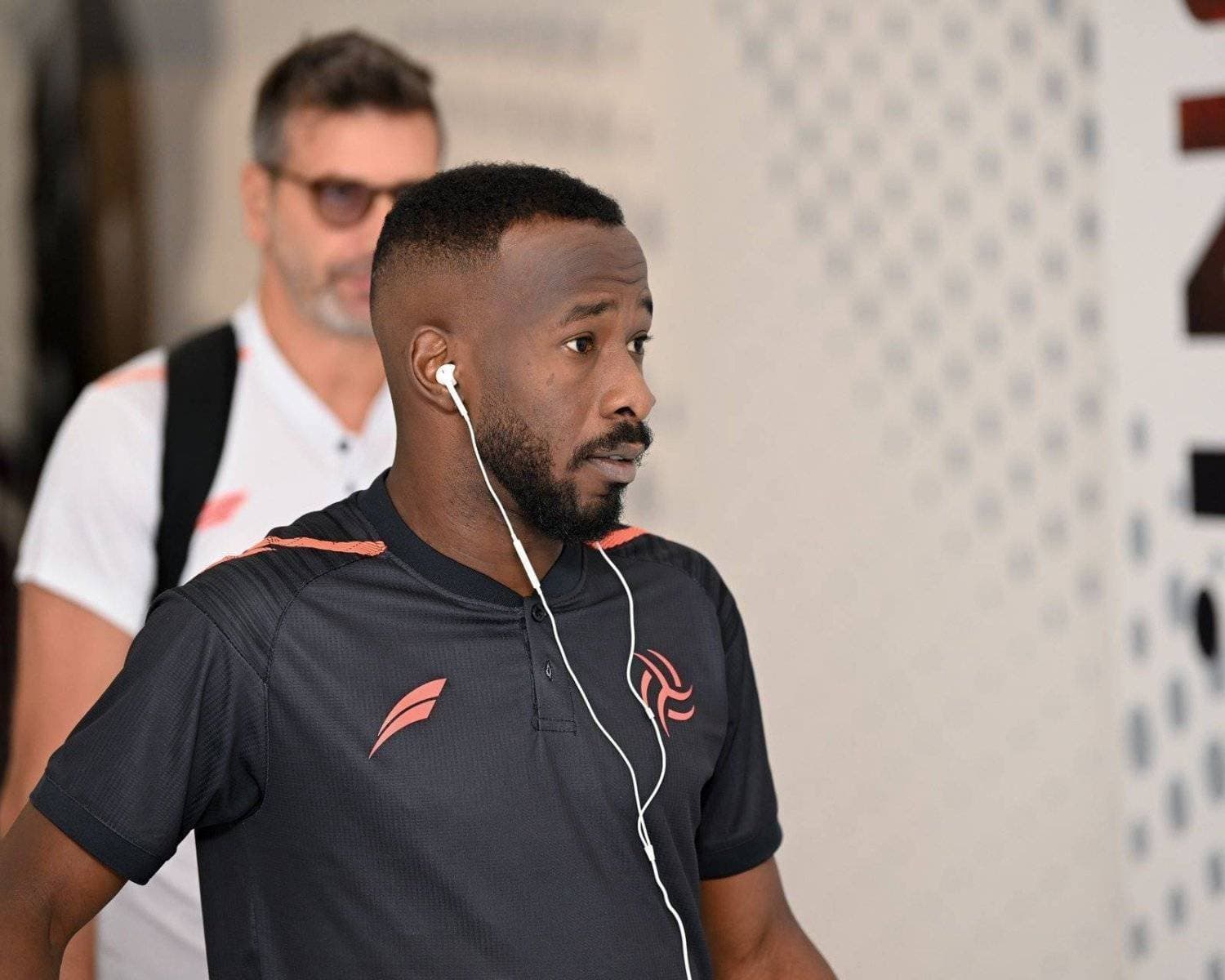 آخر تطورات حادثة فهد المولد.. حالته حرجة وشرطة دبي بدأت تفريغ الكاميرات 