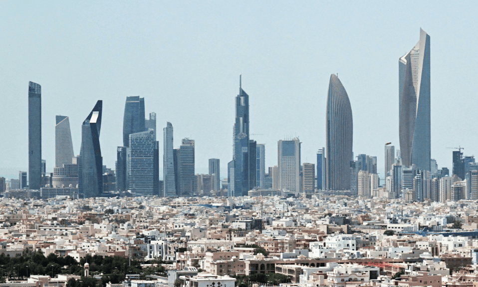 30 مليار دولار تفتح الباب للكويت في سباق الذكاء الاصطناعي العالمي!