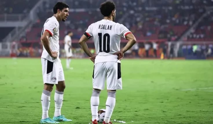 هل ينجح مانشستر يونايتد في “خطف” صلاح من ليفربول؟