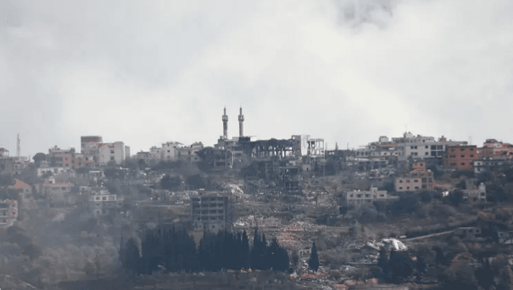 أول خرق للهدنة.. قصف إسرائيلي جنوب لبنان وإصابة صحفيين