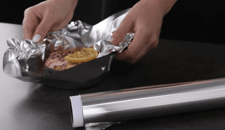 تخزين الطعام بالألومنيوم خطر قاتل.. ماذا قال الخبراء؟