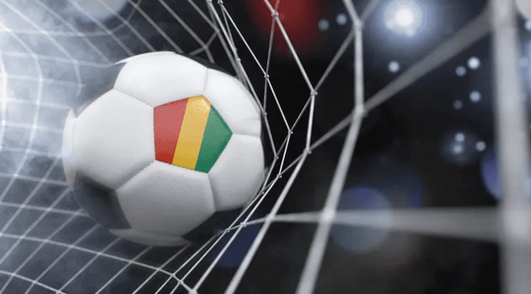 100 قتيل خلال مباراة كرة قدم.. وصدامات مروعة!