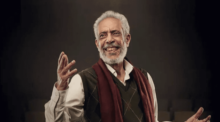 الفنان نبيل الحلفاوي بالعناية المركزة