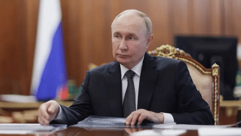 بوتين يتدخل لتهدئة التوتر في إيران وسط تحذيرات من انفجار إقليمي