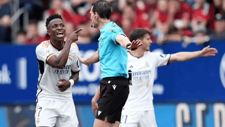 هل حصل فينيسيوس على جائزة الأفضل بـ”الدموع”؟