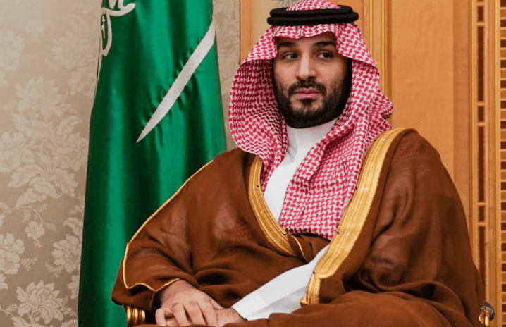 محمد بن سلمان يطمئن على صحة ملك المغرب.. ماذا يجري؟