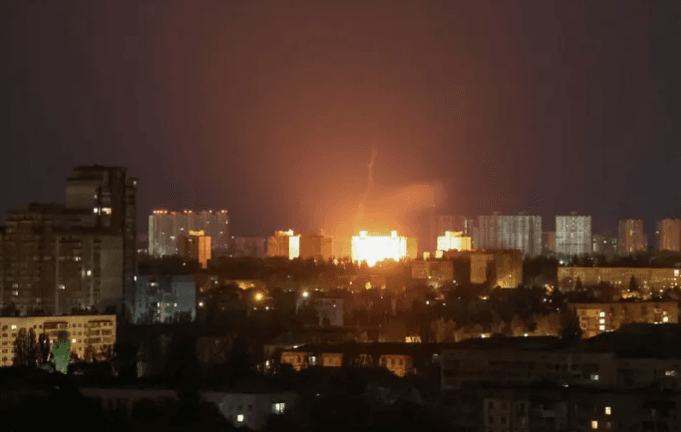 رداً على عملية قازان.. روسيا ترسل موجة من المسيرات لأوكرانيا