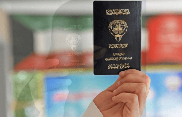 “ميت وحي وزوجة لعمًها”.. عجائب تزوير الجنسية الكويتية