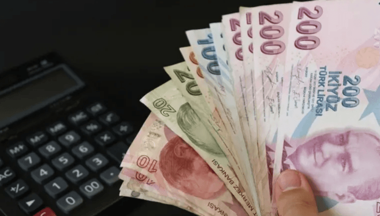 تركيا.. مظاهرات للمطالبة بزيادة أكبر للحد الأدنى للأجور