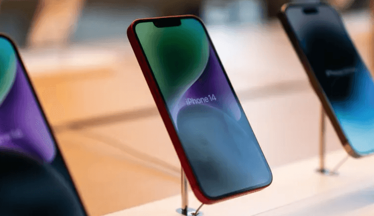 مصر تضع آلية لمنع التنازل عن ملكية الهاتف لأفراد الأسرة