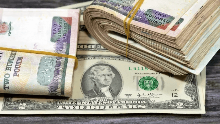 تراجع الدولار مقابل الجنيه المصري بأول أيام 2025