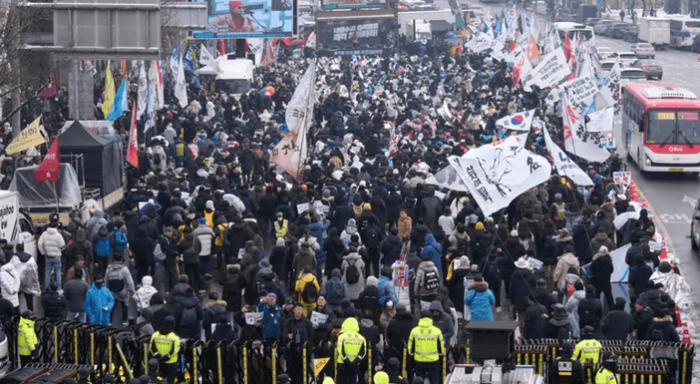 قرار مفاجئ لحرس الرئاسة في كوريا الجنوبية بشأن يول