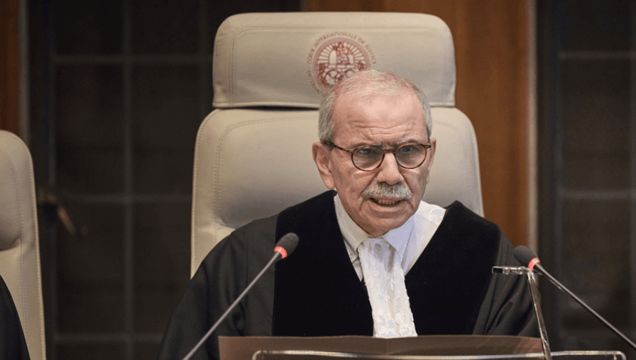 لبنان.. رئيس الحكومة المكلف نواف سلام يصل بيروت