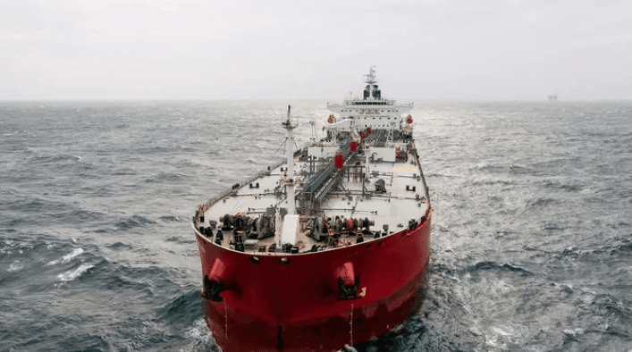 ارتفاع أسعار شحن النفط بعد العقوبات الأميركية على روسيا