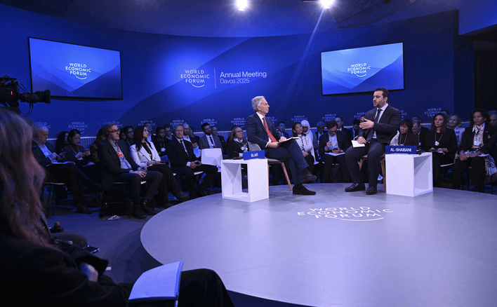 ماذا كشف أسعد الشيباني لتوني بلير في دافوس؟