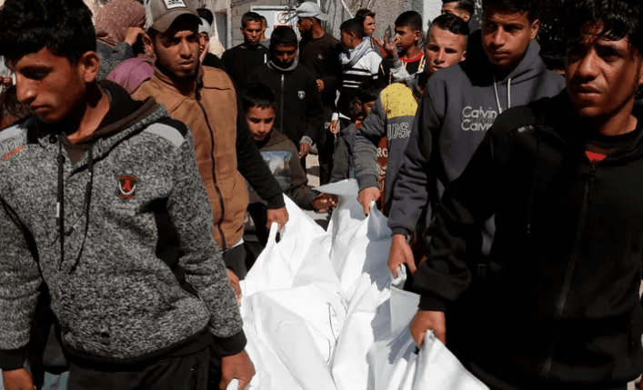 غزة.. موجة مفاجئة من الهجمات ومقترح مصري جديد