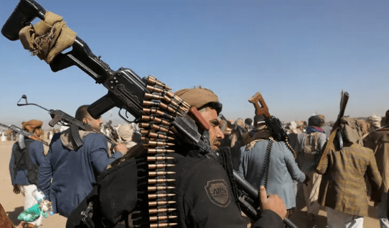 إسرائيل تعترض صاروخاً من اليمن.. والحوثي يكشف التفاصيل