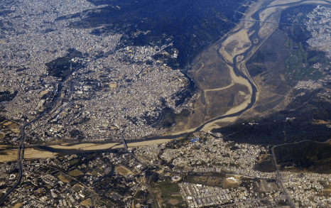 بالصور.. هجوم باكستاني ليلي في الهند