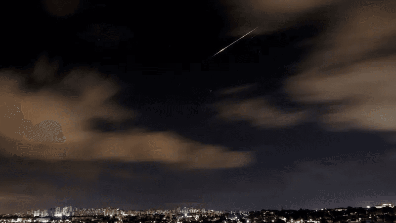 في تطور لافت.. الحوثيون يضربون إسرائيل من جنوب الجزيرة