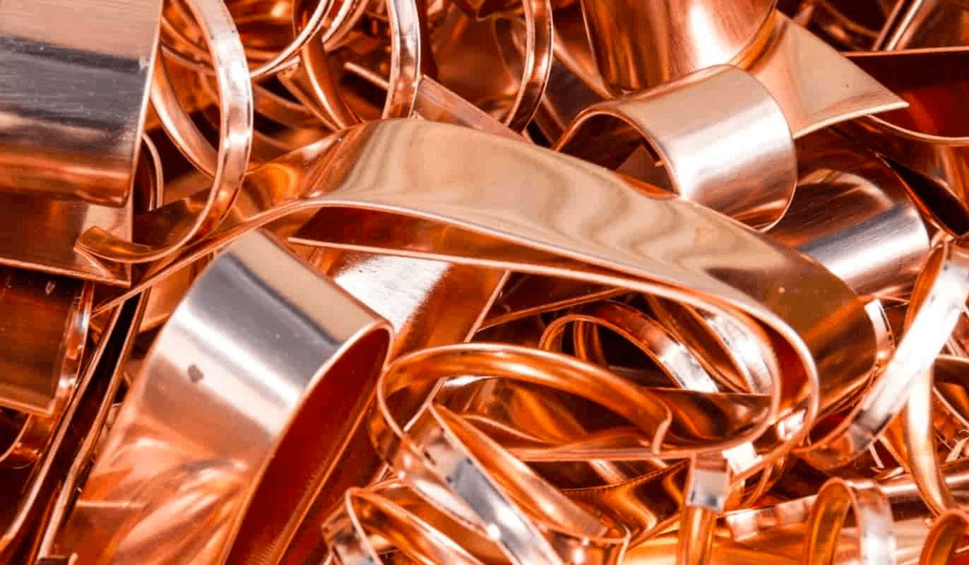 أزمة عالمية تقترب: هل يتحوّل النحاس إلى مورد نادر؟