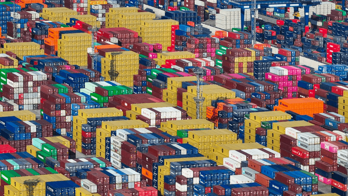 الصين تطلق خطة لتعزيز تنمية صادراتها الرقمية لعام 2025