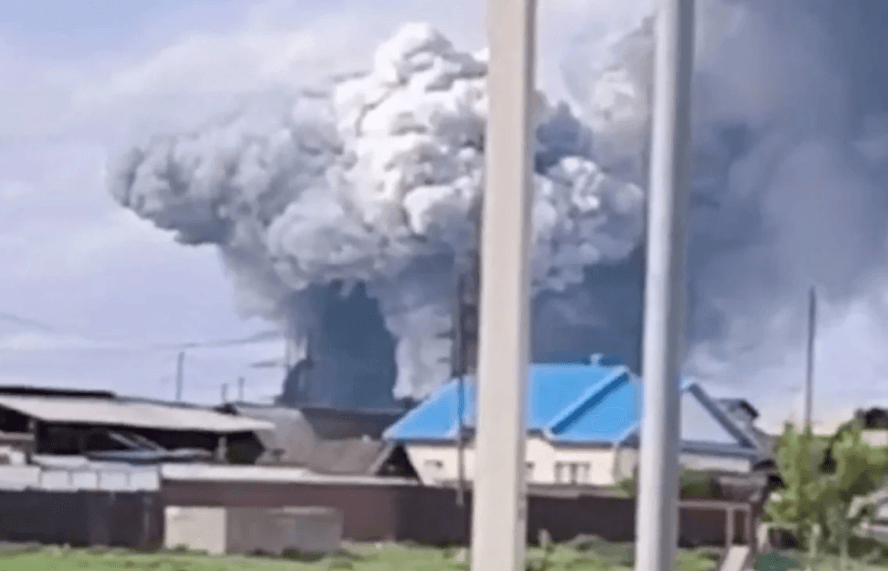 بالفيديو | أوكرانيا تضرب قلب روسيا.. وتُسقط أسرار الكرملين!