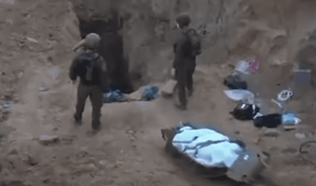 محمد السنوار وأطفاله.. القصة التي أبكت القلوب وأشعلت الترند!