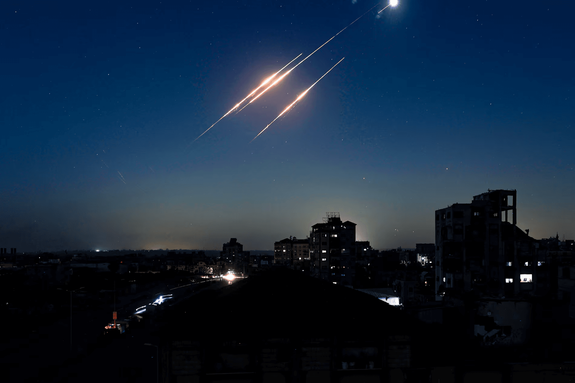 ماذا نعرف عن “حرب الـ12 يومًا” التي حبست أنفاس العالم؟