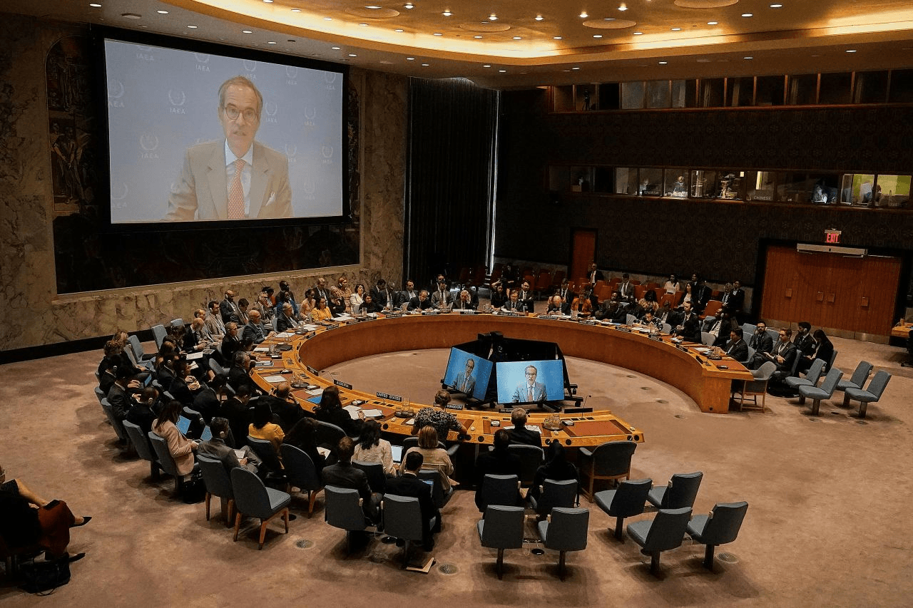 صدام حاد بمجلس الأمن.. إسرائيل وإيران تتوعدان بالحرب والأمم المتحدة تحذر