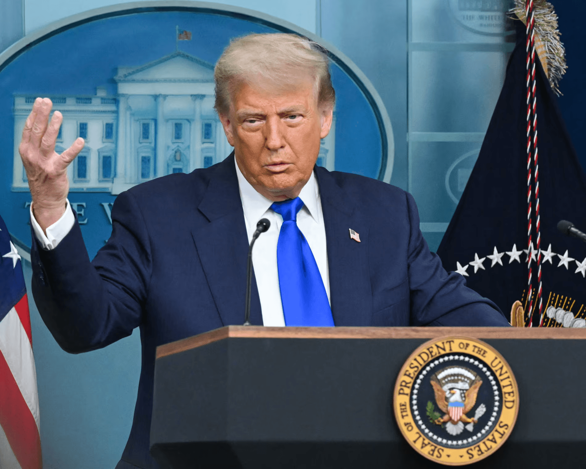 ترامب يهدد دول البريكس: 10% رسوم جمركية إضافية على من يعارض أميركا!