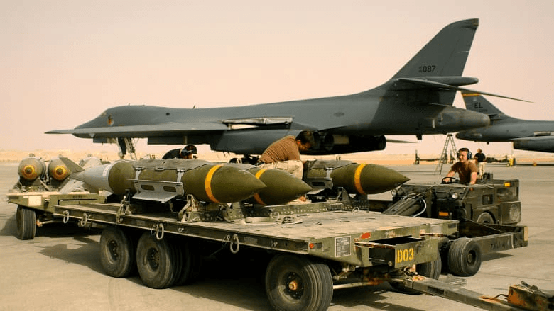 الجيش الأميركي يكشف لأول مرة: لماذا تجنّب قصف أصفهان النووي بالقنبلة الخارقة؟