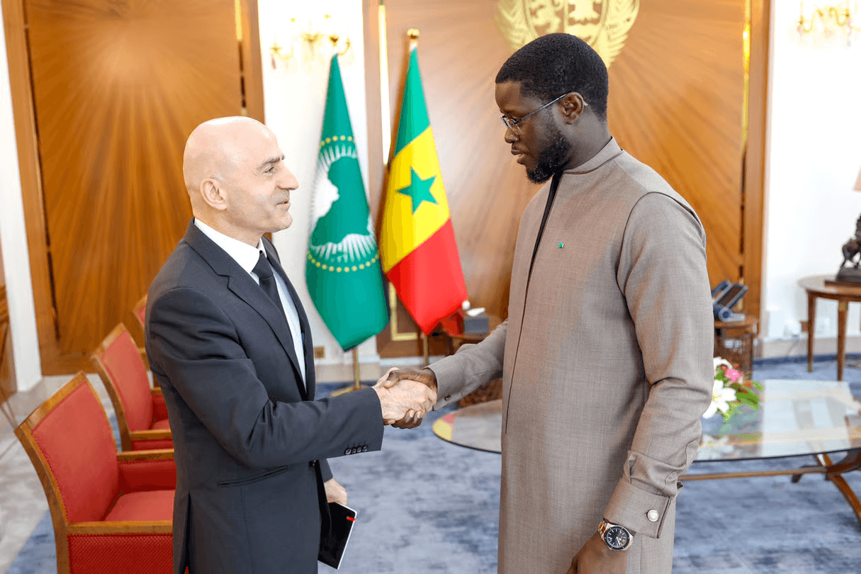 فضيحة ديون السنغال وتحرك أميركي بالصحراء.. أقوى 5 أخبار تهز أفريقيا هذا الأسبوع!