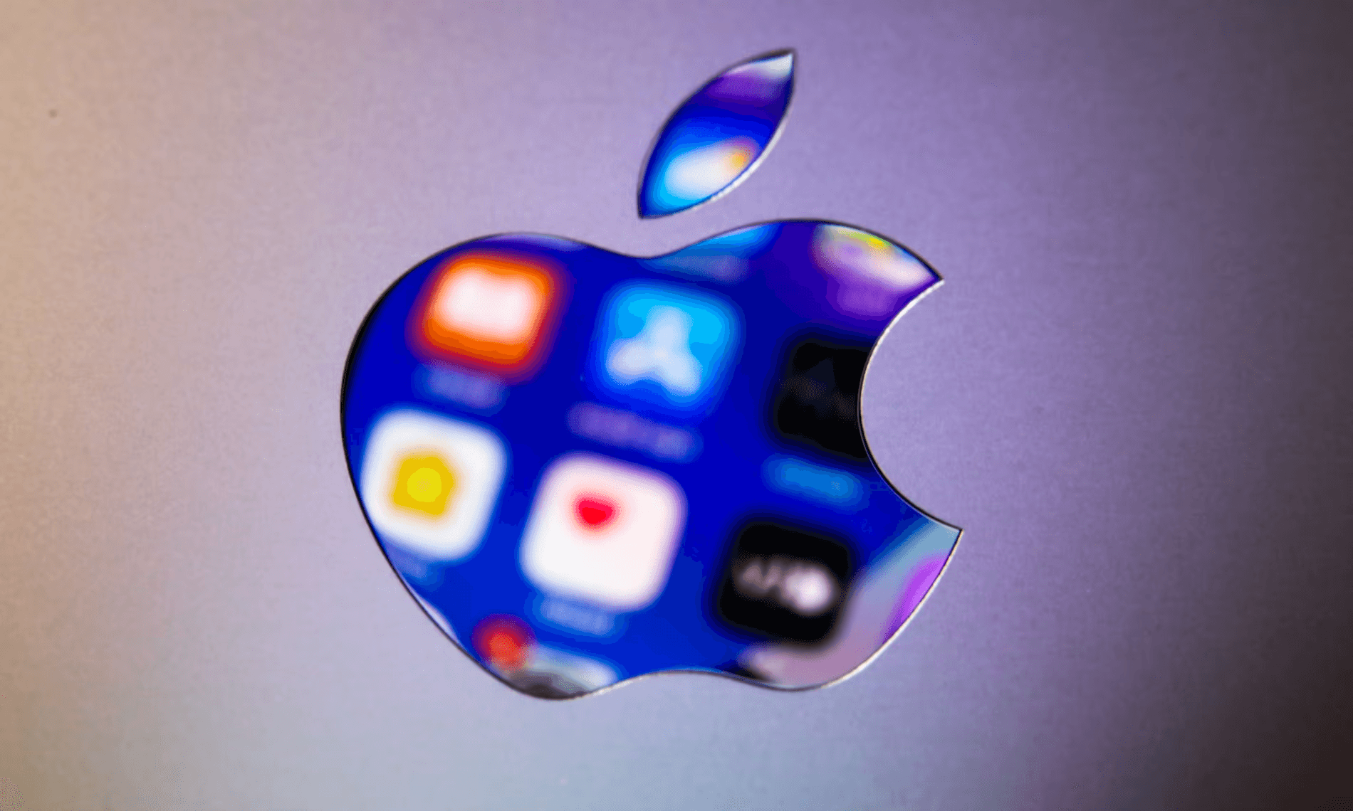 آبل تحطم الأرقام: 245 ألف منشور وتحديثات تهز عالم التكنولوجيا