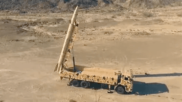 إيران تستعد للحرب الكبرى.. وتقرير إسرائيلي يحذر من سيناريو الصواريخ الثقيلة!