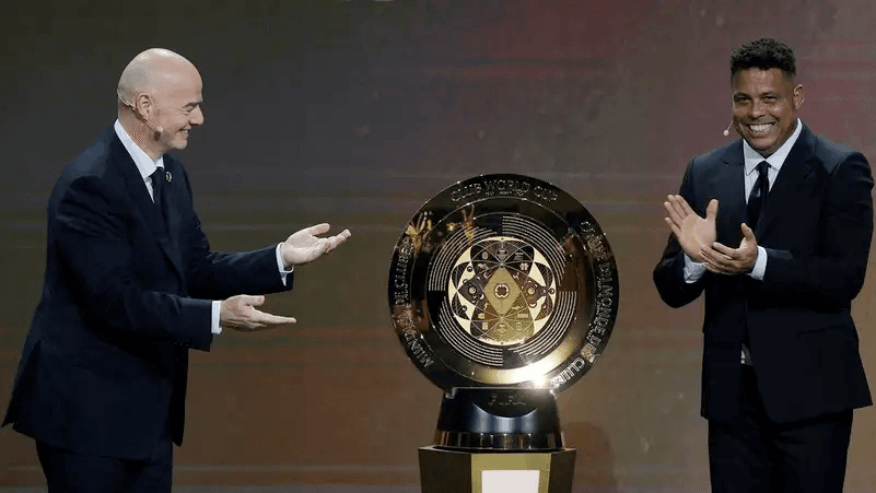 رئيس الفيفا إنفانتينو يكشف مفاجأة عن كأس العالم للأندية من برج ترامب