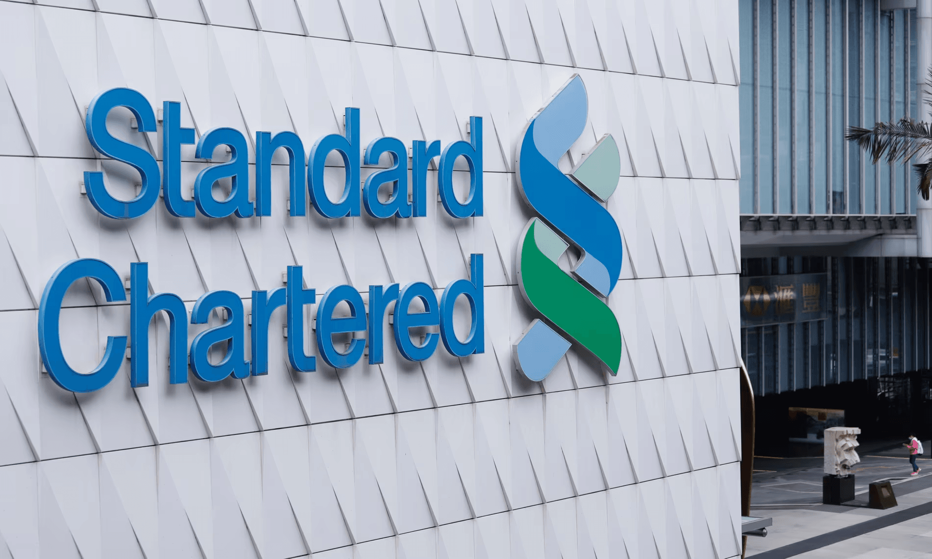 الخليج يتجه إلى آسيا: تسارع الاقتراض لدعم التنويع في ظل تحديات النفط