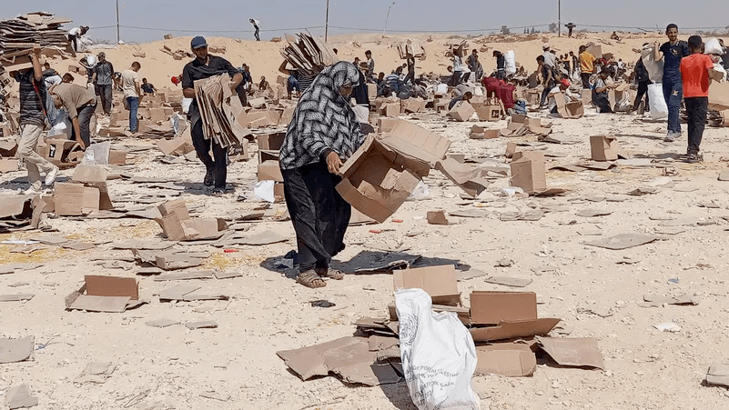 غزة: 104 شهيدًا في “مجزرة المساعدات” تحت الراية الأميركية