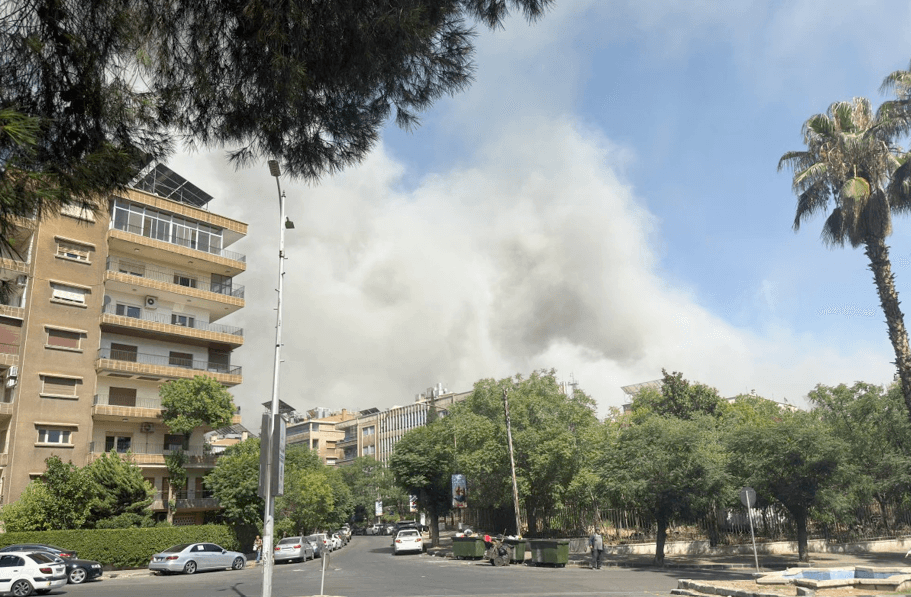 شركات أميركية تغزو سوريا: مليارات الدولارات في قلب الدمار تحت القصف الإسرائيلي