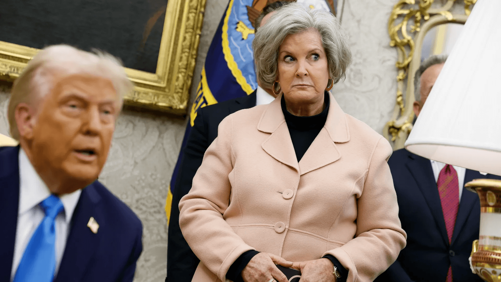 رسائل ترامب المسروقة بيد إيران.. وواشنطن في حالة استنفار!