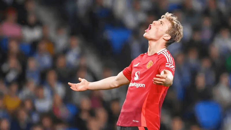 نابولي يسرّع خطى التعاقد مع هويلوند لتعويض لوكاكو المصاب