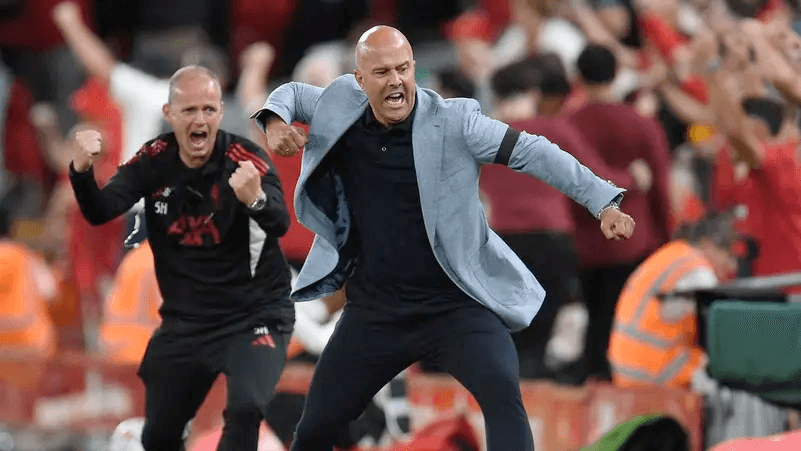 ليفربول يهزم نيوكاسل.. سلوت يشيد بعقلية الفريق الحديدية