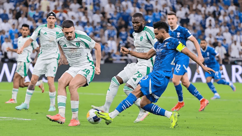 قمة النار: الأهلي والهلال يلتقيان في كلاسيكو الجولة الثالثة