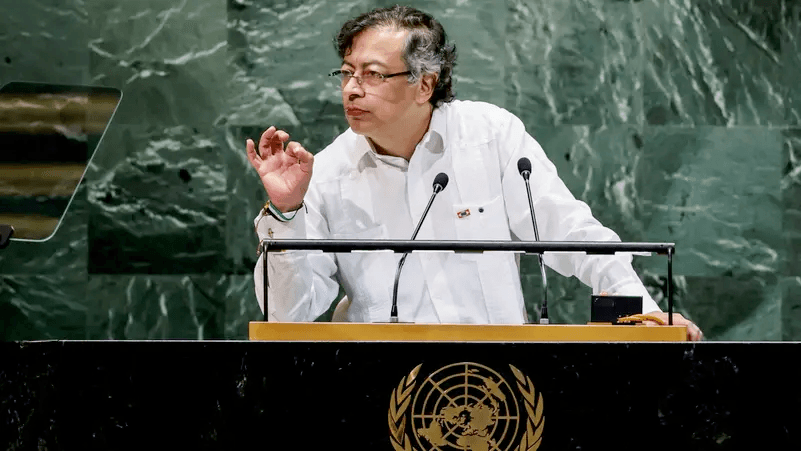 الرئيس الكولومبي يدعو إلى تشكيل جيش دولي لدعم فلسطين