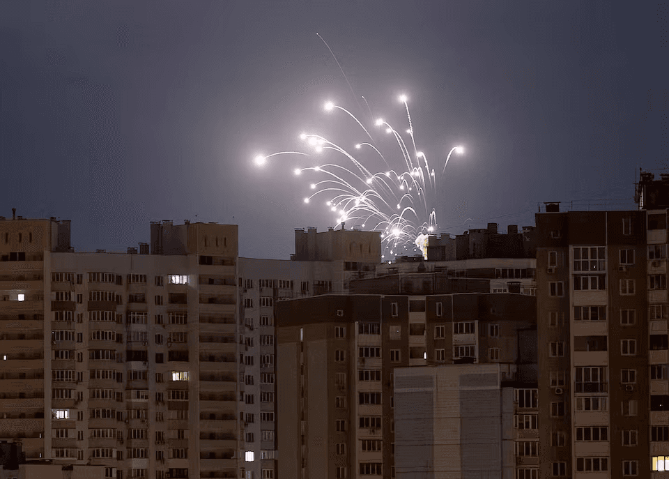 هجوم روسي جديد على خاركيف: إصابة 7 أشخاص في قصف مبنى سكني