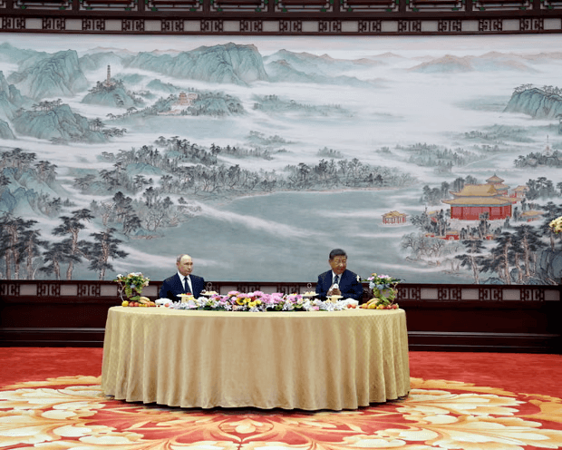 لقاء بوتين وشي وكيم.. تحالف يغيّر المعادلة العالمية