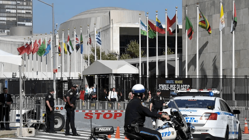 واشنطن تمنع الوفد الفلسطيني بالأمم المتحدة وتثير غضب العرب والإسلاميين