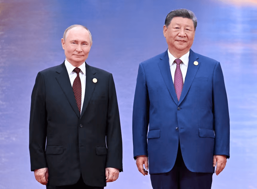 شي وبوتين من شنغهاي: نظام عالمي جديد يتحدى واشنطن